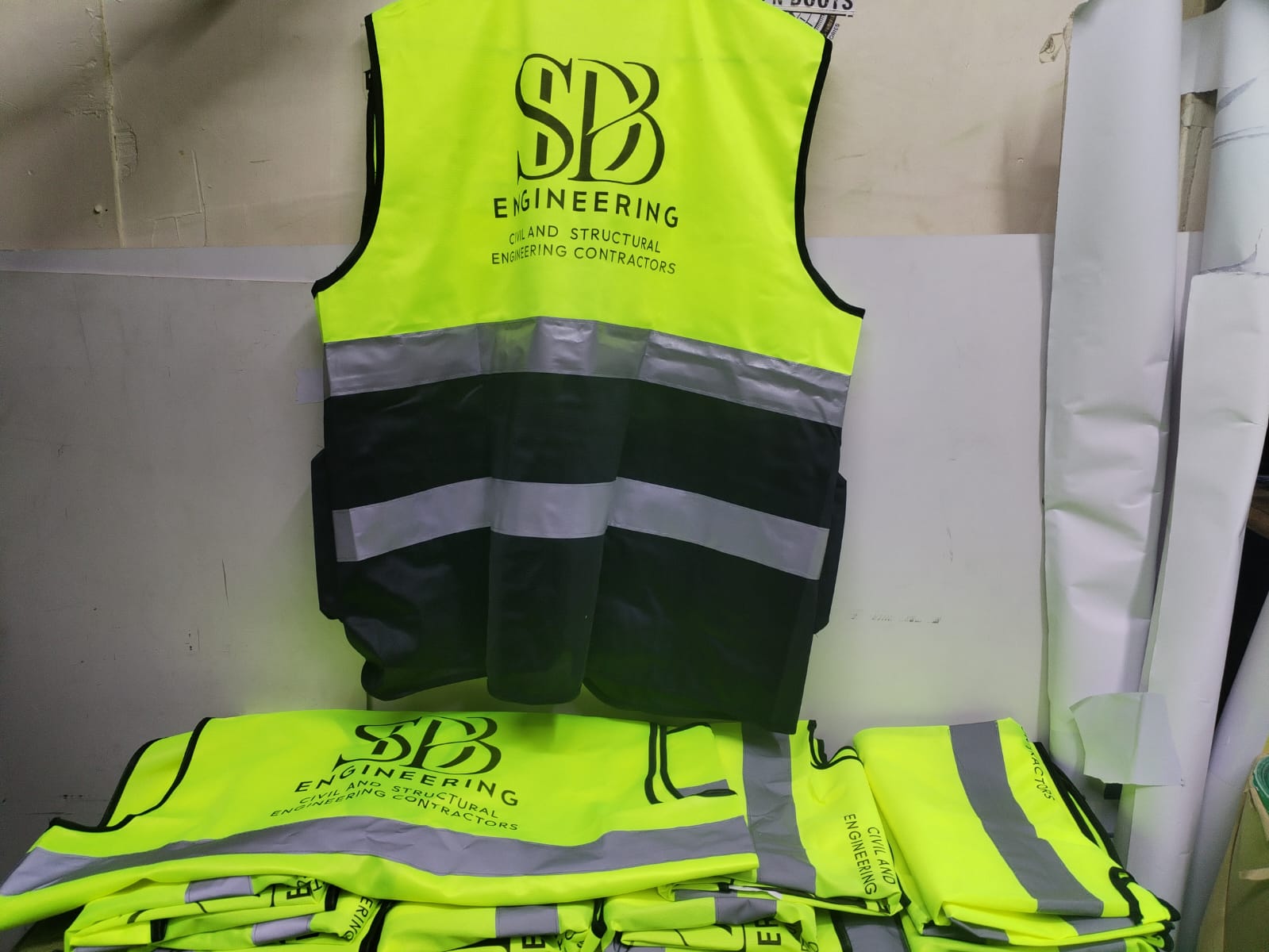 SB Engineering: Heavy-Duty Industrial Workwear & Safety High-Vis Vests